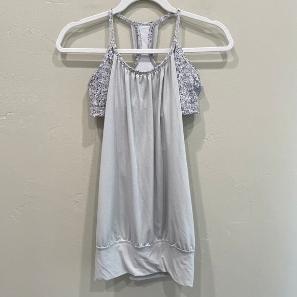 Lululemon No Limits Tank Silver Spoon Petite Fleur - Size: 4 - Picture 1 of 6